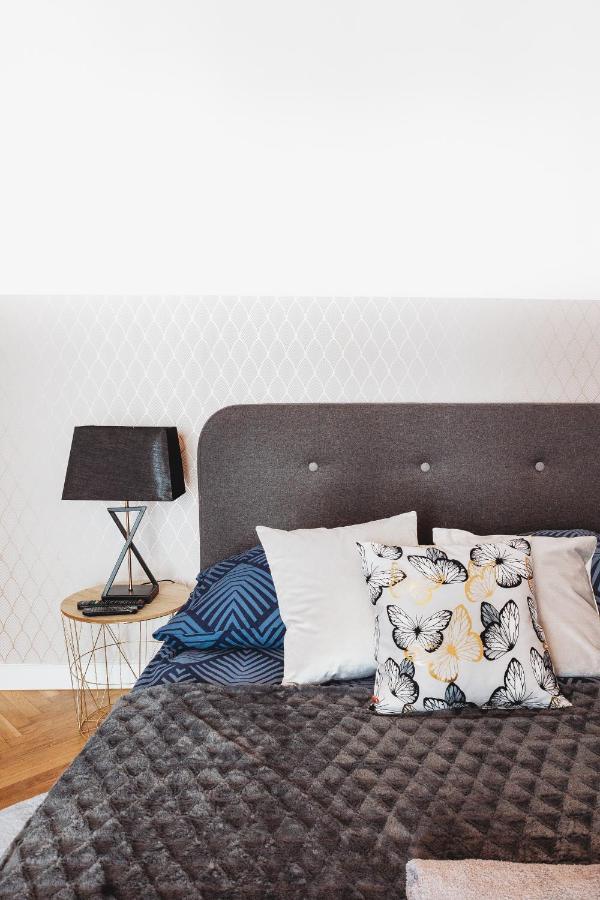 Clicktheflat Jasna Palace Of Culture Apart Rooms 华沙 外观 照片